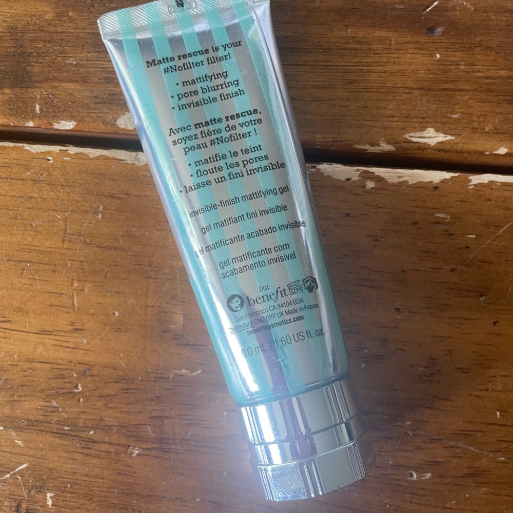 New Benefit The POREfessional Pore Minimizing Primer .75 oz./22ml - Picture 4 of 6